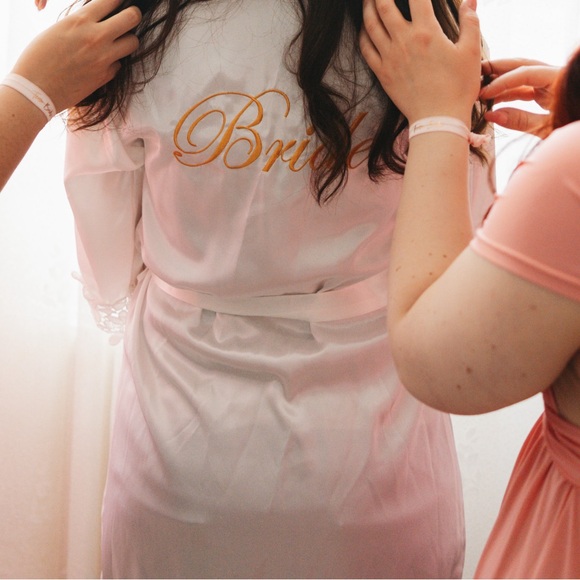 Satine bride hand-embroided robe with white satin nightgown - Picture 3 of 5